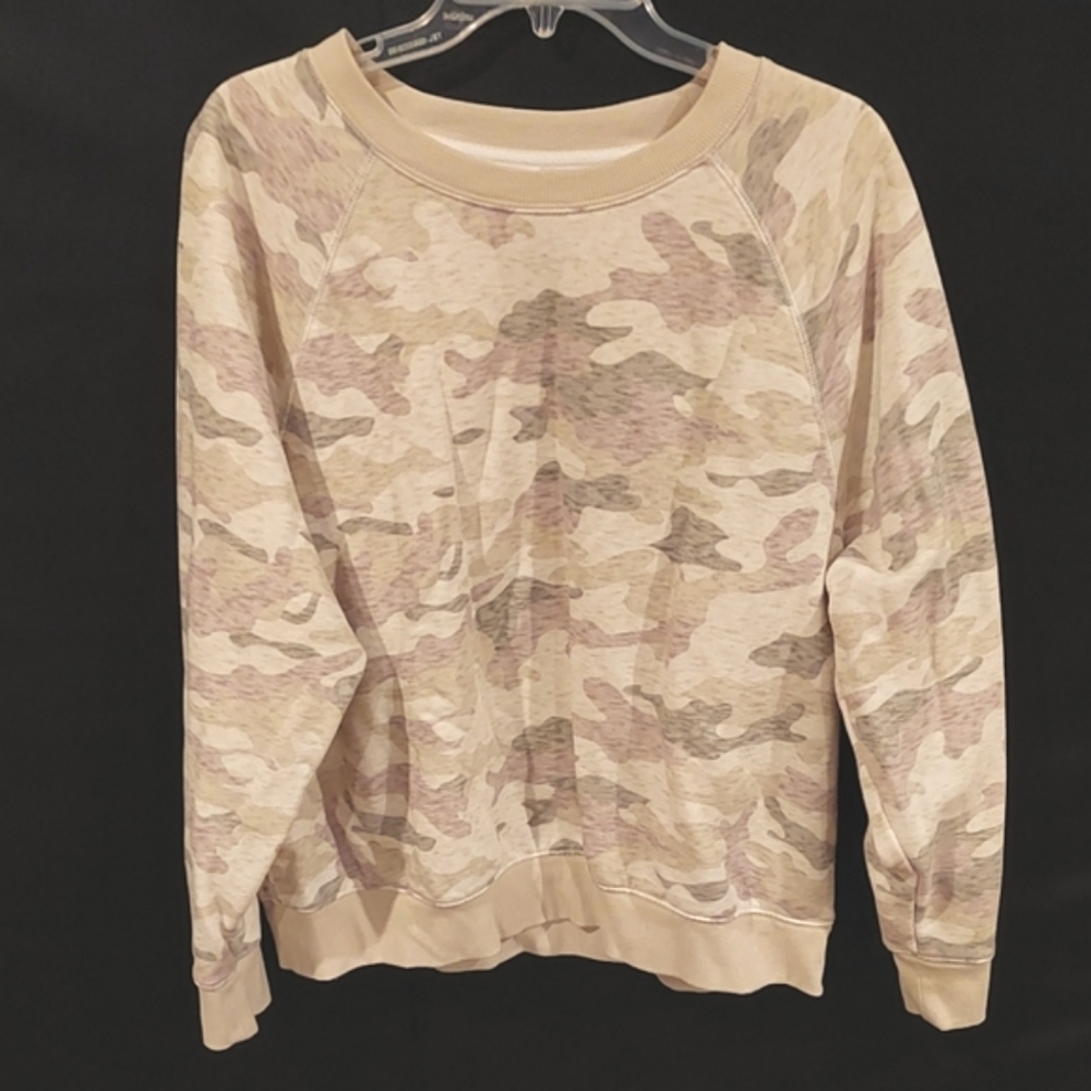 OLD NAVY Easy Vintage Crewneck Pullover Camo Sweatshirt